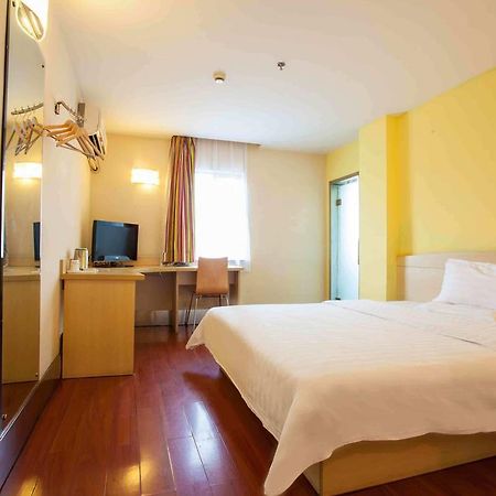 7Days Inn Dongguan Honghuating Branch Номер фото
